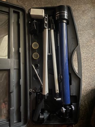 Telescopio Pentaflex con trípode y accesorios