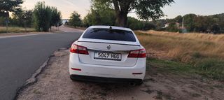 Renault Latitude 2011