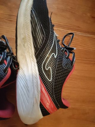 Zapatillas Joma Running Negras y Rojas EU 40