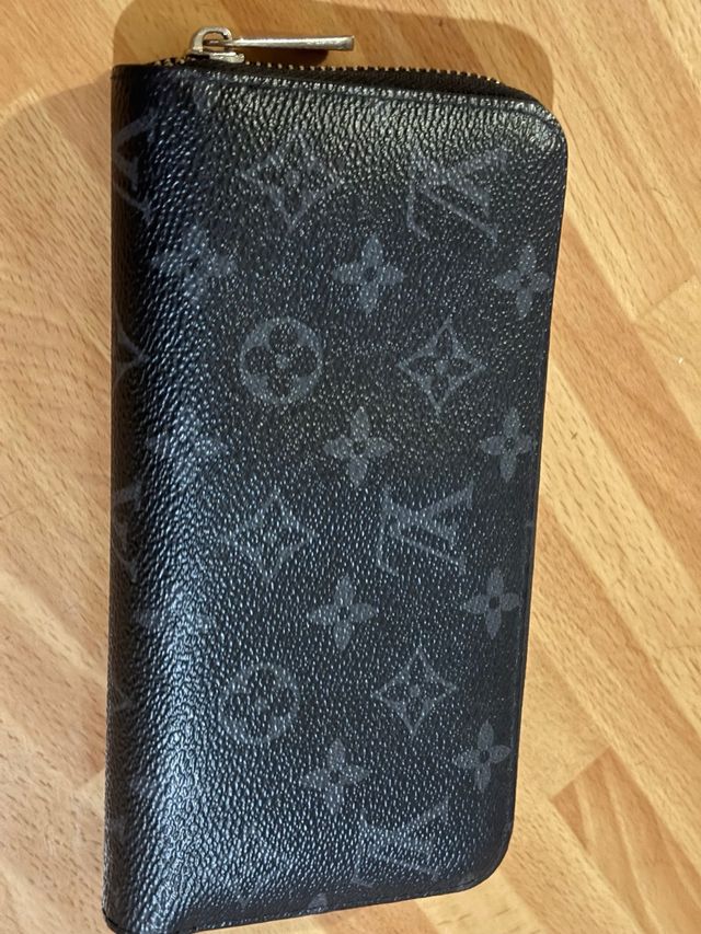 Cartera de mano Louis Vuitton Negra