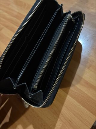 Cartera de mano Louis Vuitton Negra