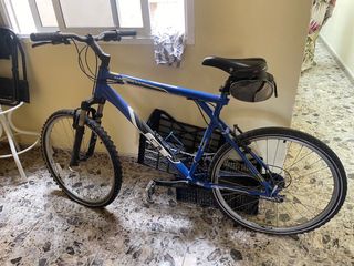 Bicicleta GT Avalanche Azul