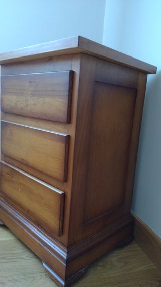 Lámpara de techo de metal con tulipas fruncidas