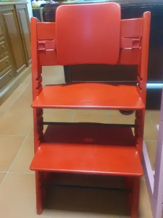 Trona evolutiva Stokke