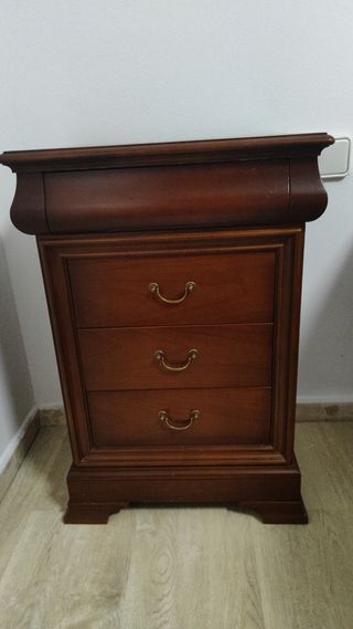 Mesita de noche vintage de madera