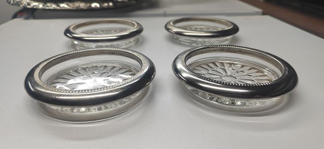 Bonitos posavasos de cristal y metal