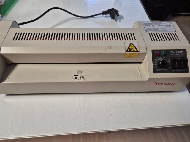 Plastificadora Yosan PC-320R