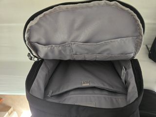 Mochila Pacsafe 13 Negro Poliéster Reciclado