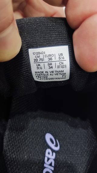 Zapatillas Asics Trail Running Talla 36. Nuevas