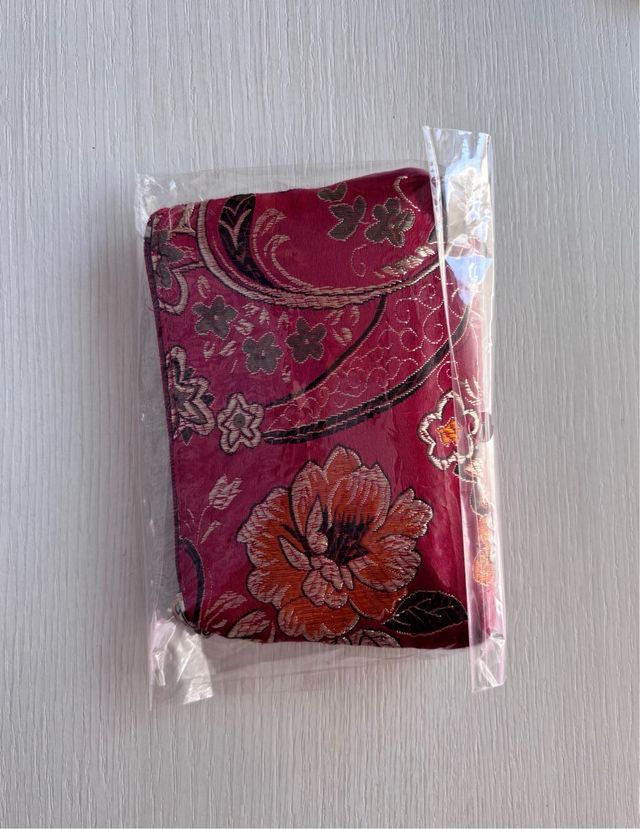 Borsa da collezione portata dalla Cina