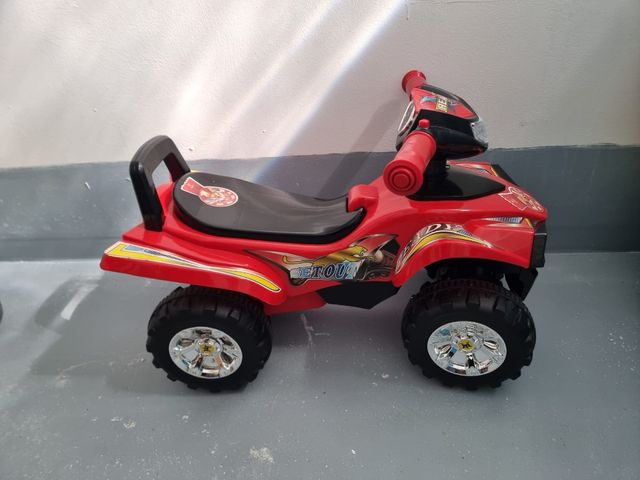 Quad infantil rojo 1-3 años