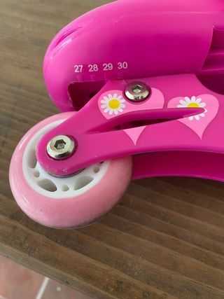 Patines niña rosas talla 27-30