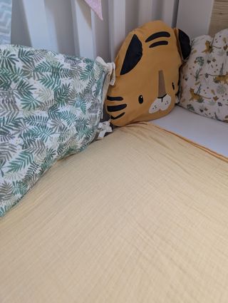 Protector cuna + móvil cuna conjunto animales