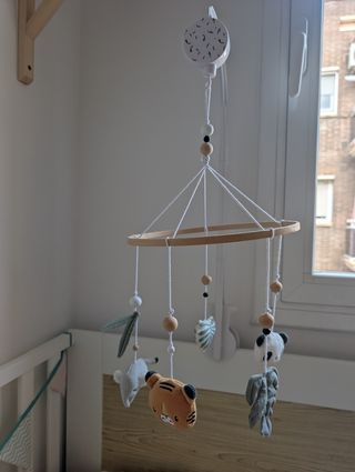 Protector cuna + móvil cuna conjunto animales