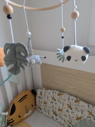 Protector cuna + móvil cuna conjunto animales