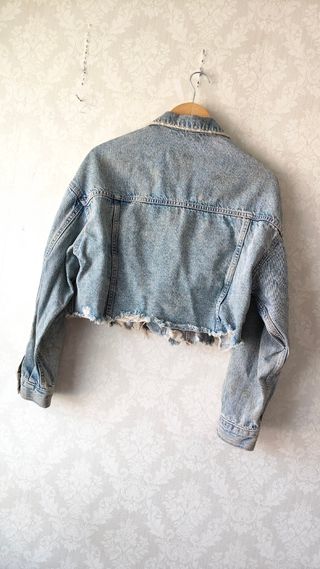 Cazadora vaquera Bershka