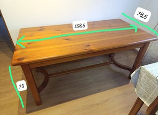 Mesa de madera maciza de pino