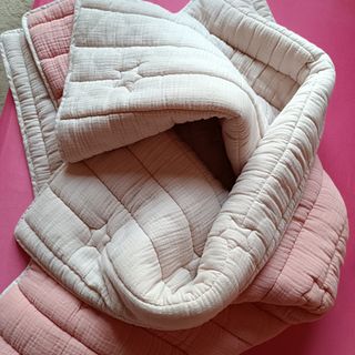 Edredón cuna,  rosa y beige