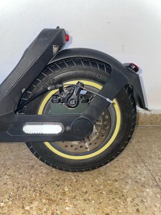 Patinete Eléctrico Bongo M40 Verde