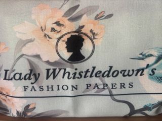 Bolsa Maquillaje Lady Whistledown's Bridgerton