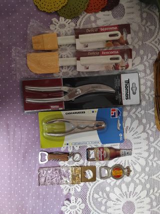 Menaje de cocina variado