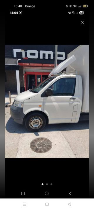 Se hacen mudanzas , trasportes y se vacían casas ,