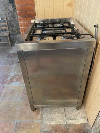 Cocina Smeg Gas Butano/Propano y horno electrico