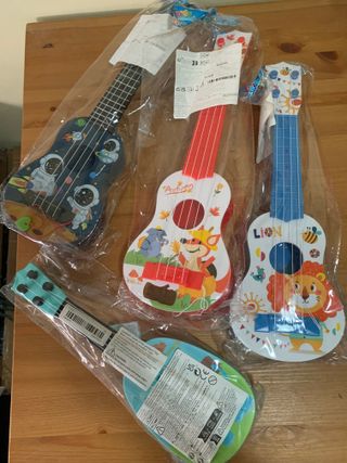 3 Mini Guitarras Juguete Infantil