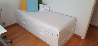 Diván Ikea Brimnes 80x200 con 2 cajones. 2 camas