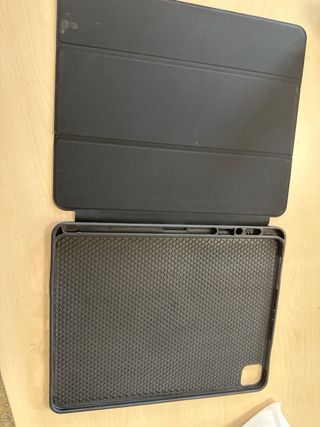 Funda para tablet con diseño de calavera
