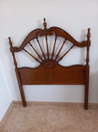 1 cabecero de madera color nogal para cama 90