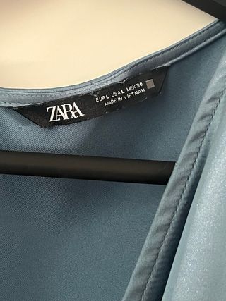 Vestido fiesta Zara satinado azul plomo