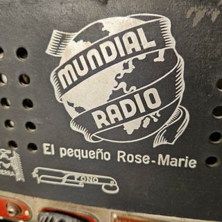 Radio Antigua Mini "El Pequeño Rose Marie"