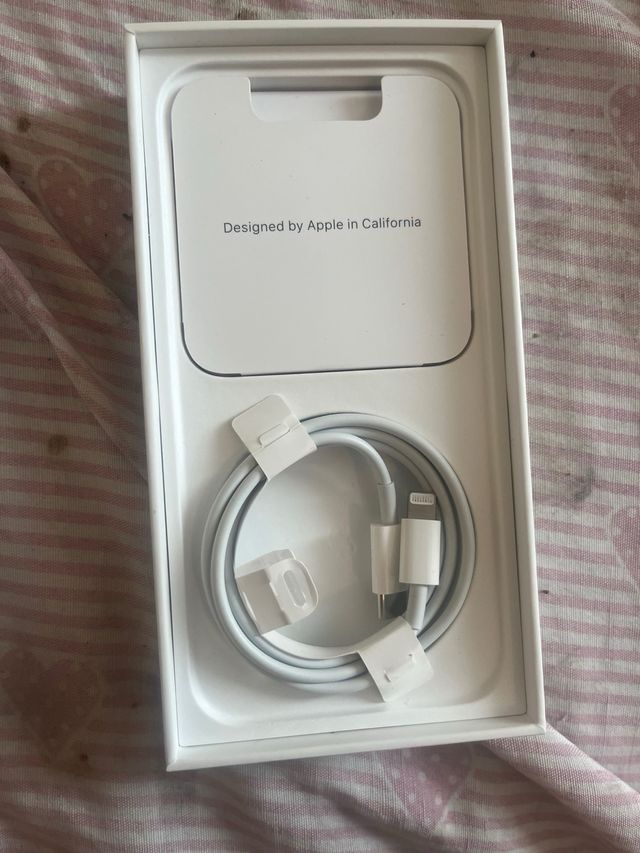 iPhone 13 nuovo, batteria 99%