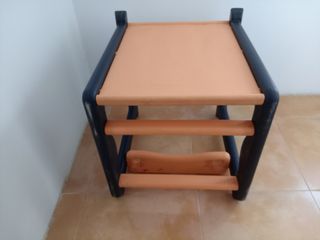 Trona naranja para bebé