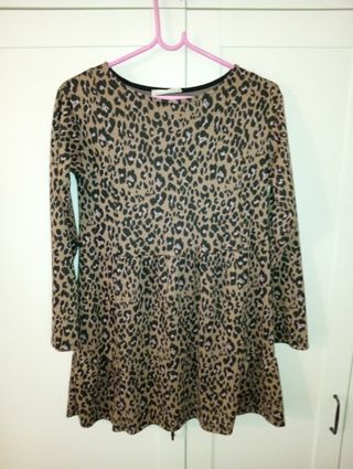 Vestido Zara Leopardo Volantes Corto