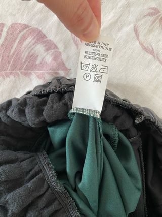 Abito da bambina nero e verde