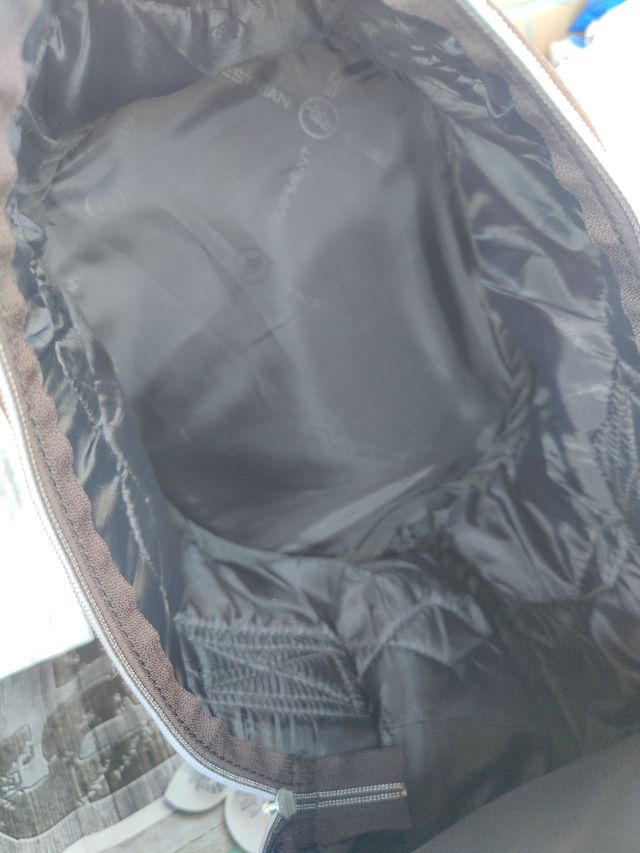 Casco montar a caballo y bolsa