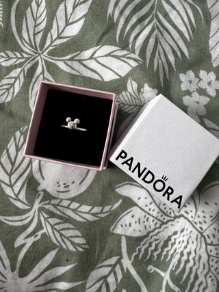 Anillo Pandora Disney Mickey Plata