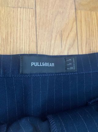 Conjunto Pull and Bear Top y Falda Negro