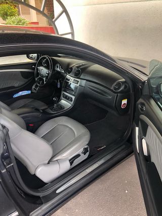 Mercedes-Benz CLK 2005