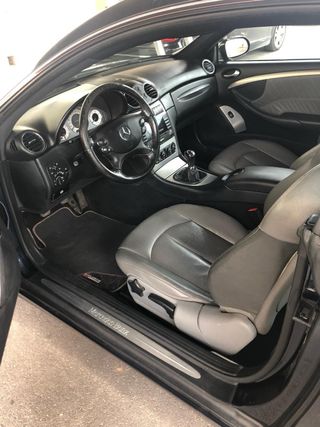 Mercedes-Benz CLK 2005
