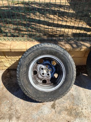 Llantas Ranger Rover en buen estado