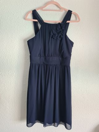 Vestido azul de fiesta con flores