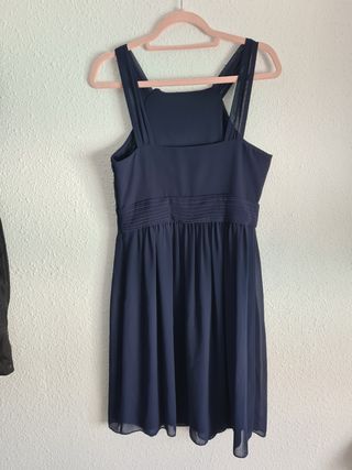 Vestido azul de fiesta con flores