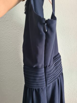 Vestido azul de fiesta con flores
