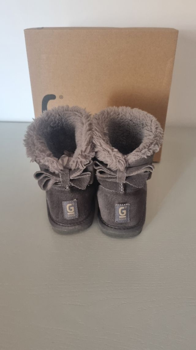 Botas Gooce cuero y lana Talla 25