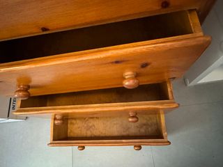 Cómoda de pino con 6 cajones