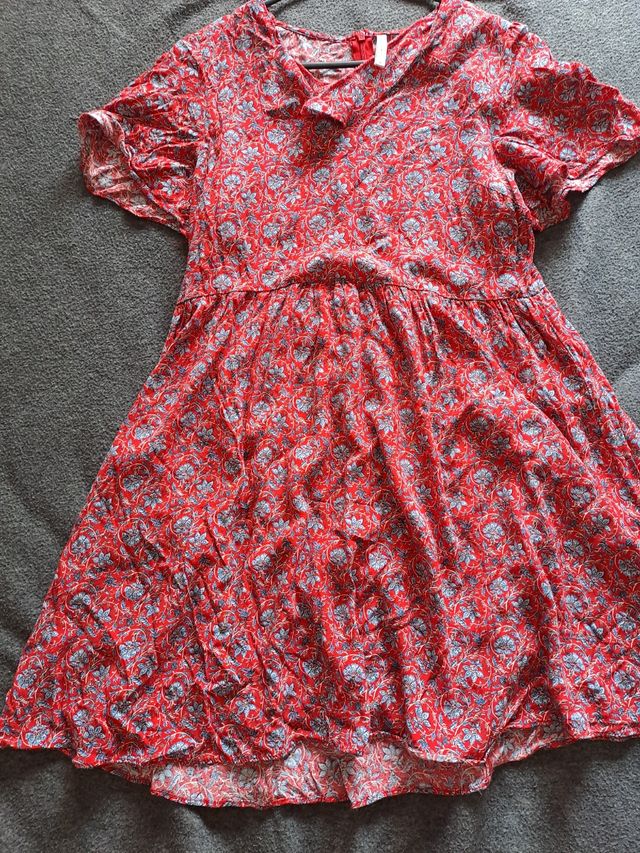 Vestido M estampado floral rojo