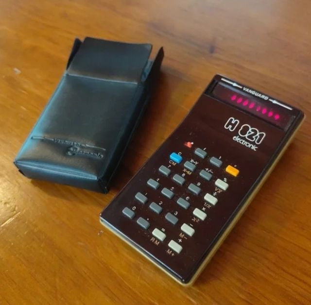 Calculadora Vanguard H821 Vintage